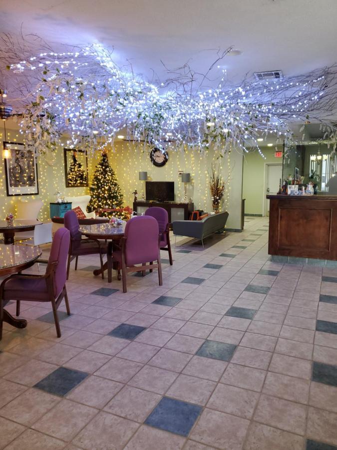 Houston Inn And Suites المظهر الخارجي الصورة